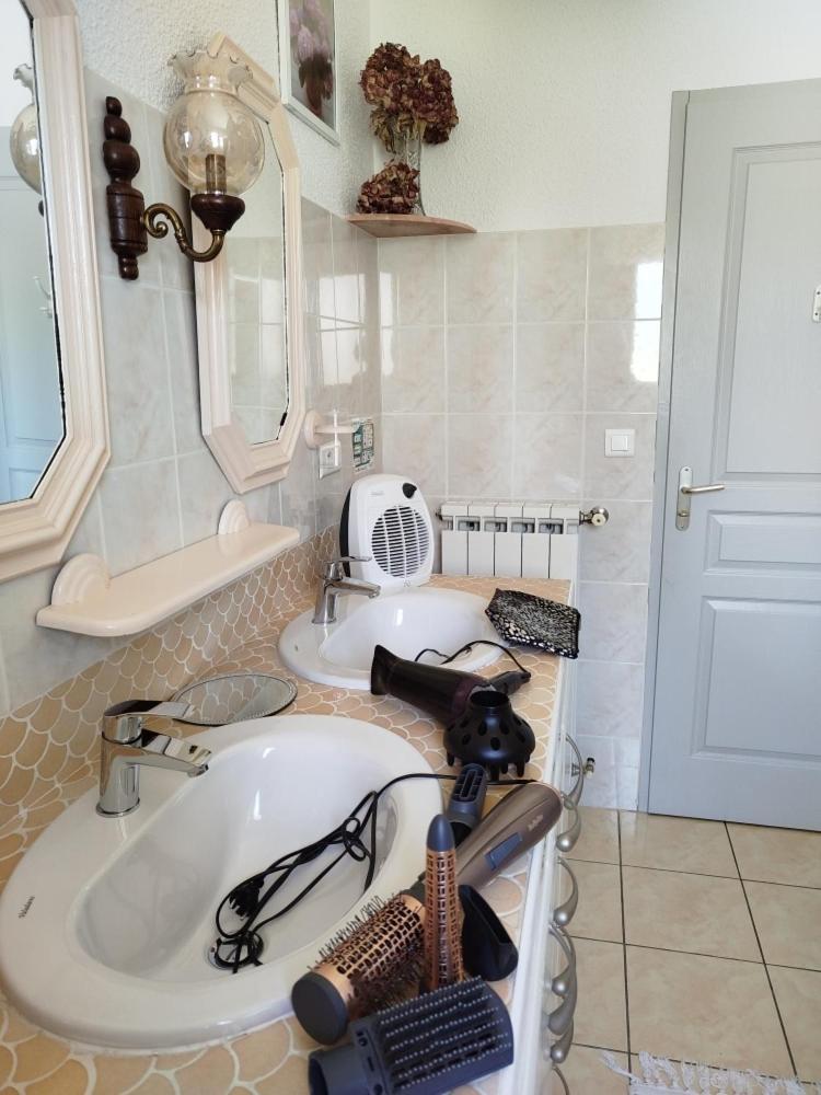 Appartement La Pointe De Sel à Salies-du-Salat Extérieur photo